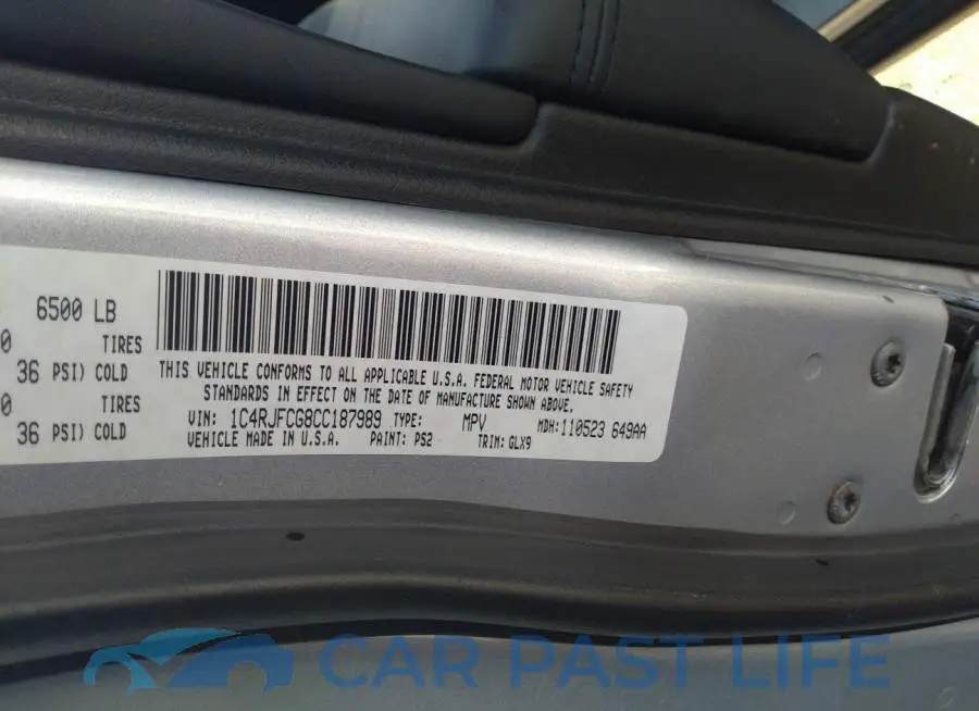 1C4RJFCG8CC187989# 9