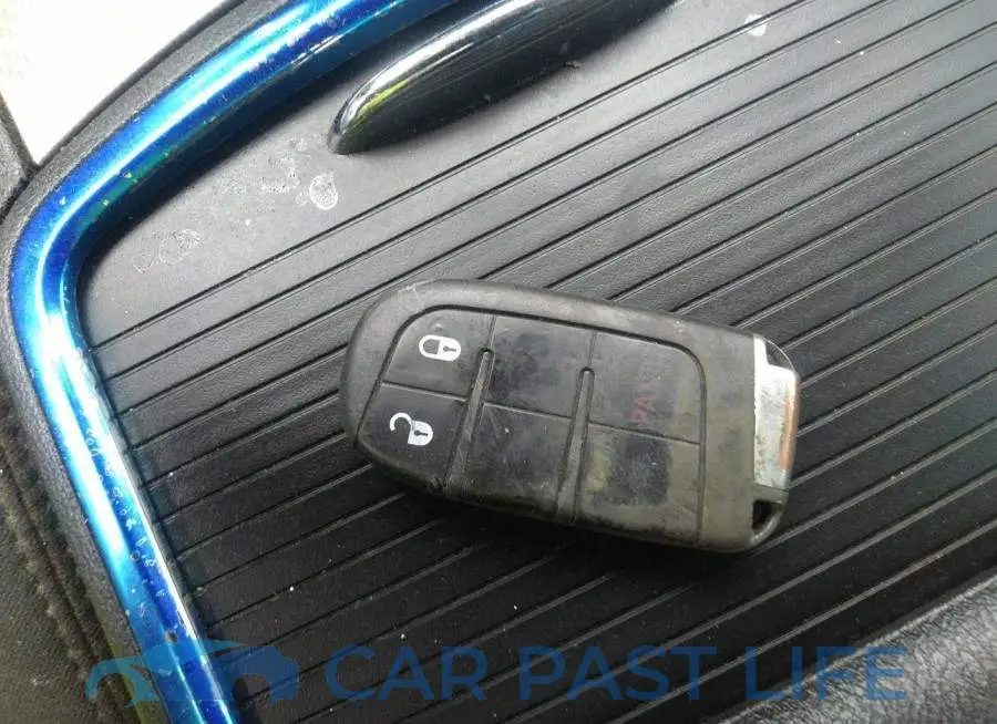 2C3CDXBG4DH597681# 11