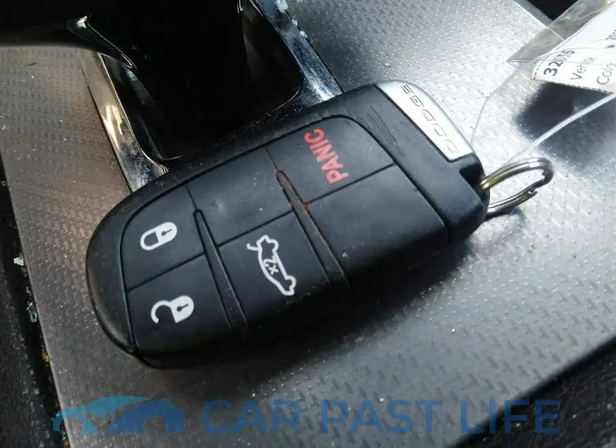 2C3CDXBG7CH194535# 11