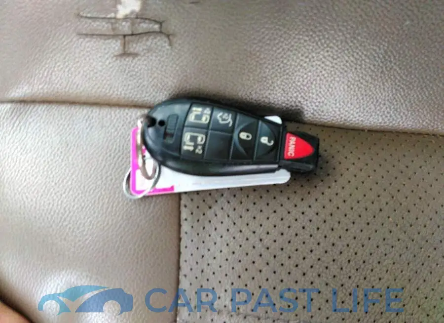 2C4RC1BG5CR249905# 11