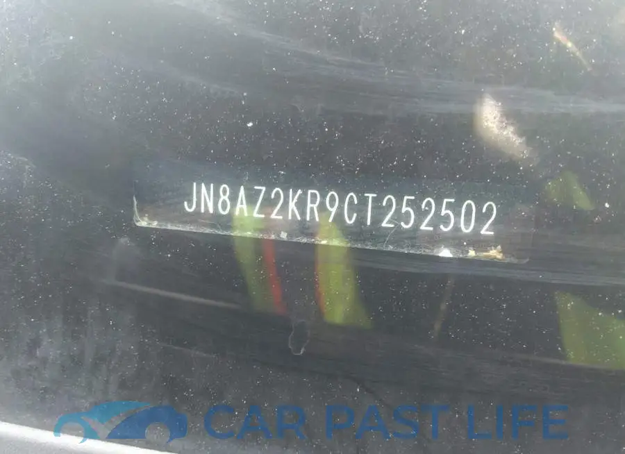 JN8AZ2KR9CT252502# 9