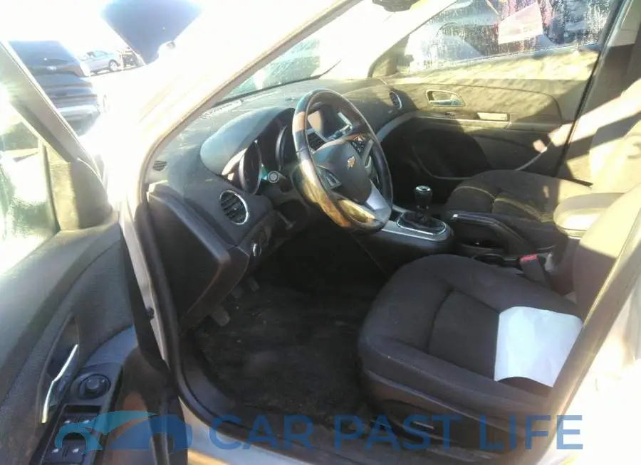 1G1PJ5SB6E7219608# 5