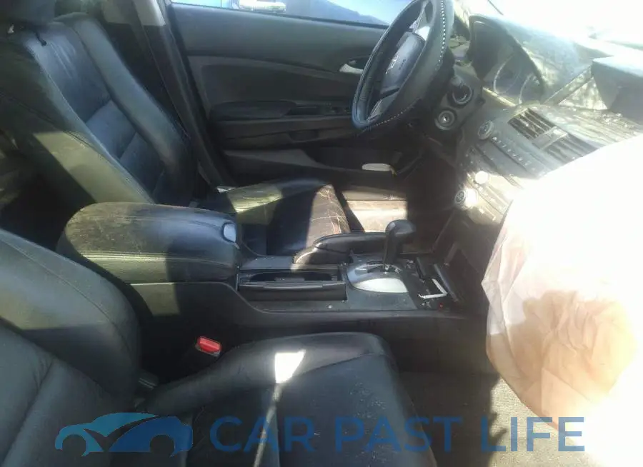 1HGCP2F62CA200264# 5