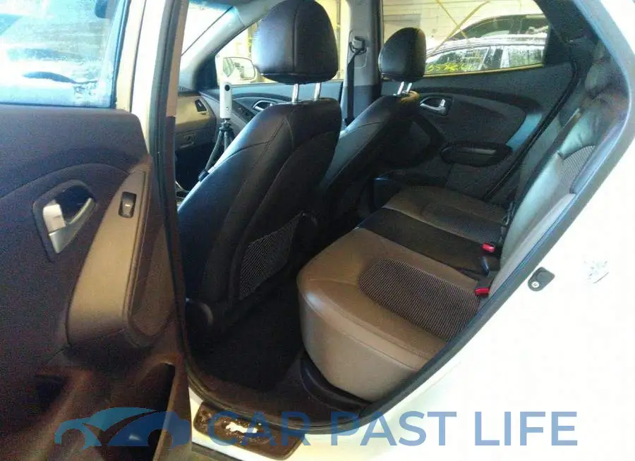 KM8JU3ACXCU524767# 8