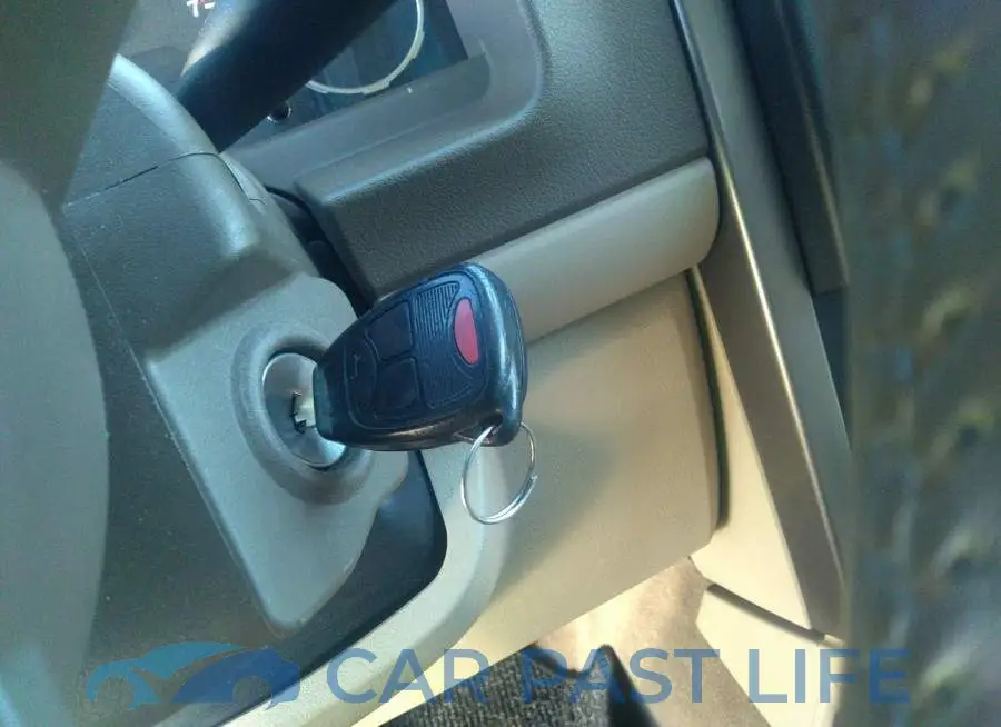 1C4PJLAK1CW159298# 11