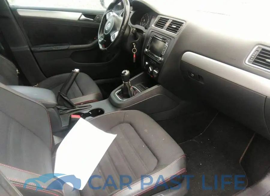 3VW567AJ6CM456961# 5