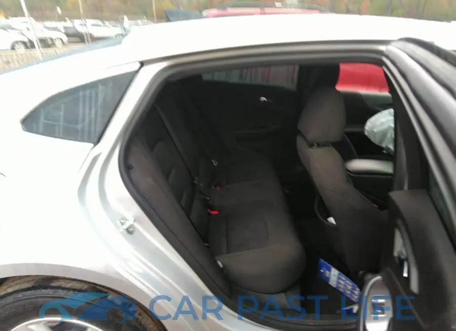 1G1ZB5ST5LF154509# 7