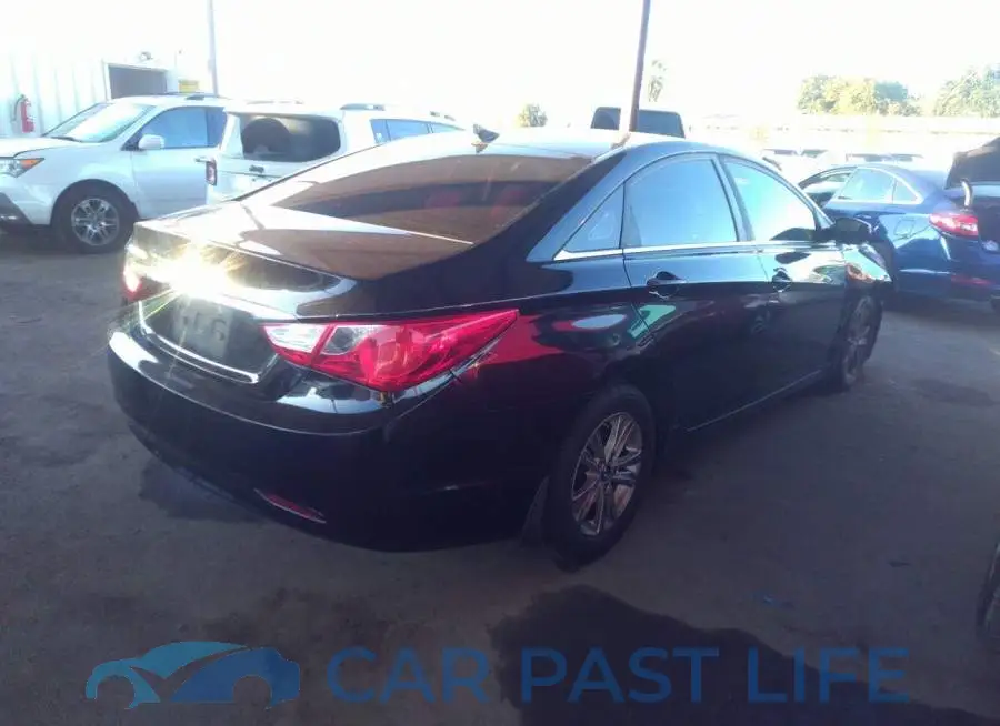 5NPEB4AC6DH680589# 4