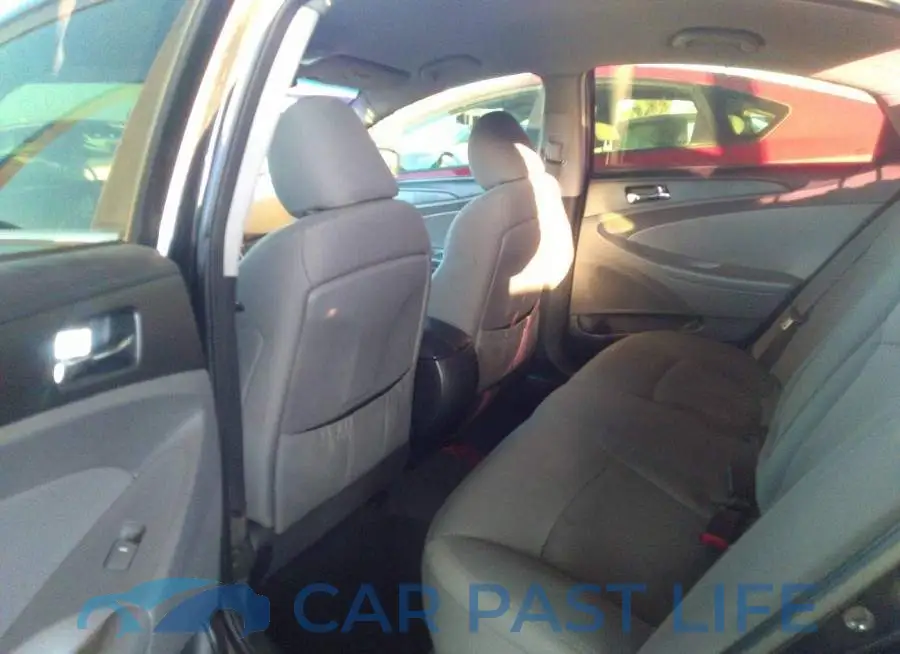 5NPEB4AC6DH680589# 8