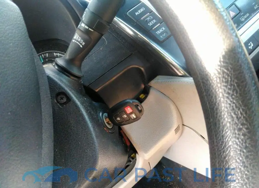 4T4BF1FK9CR235467# 11