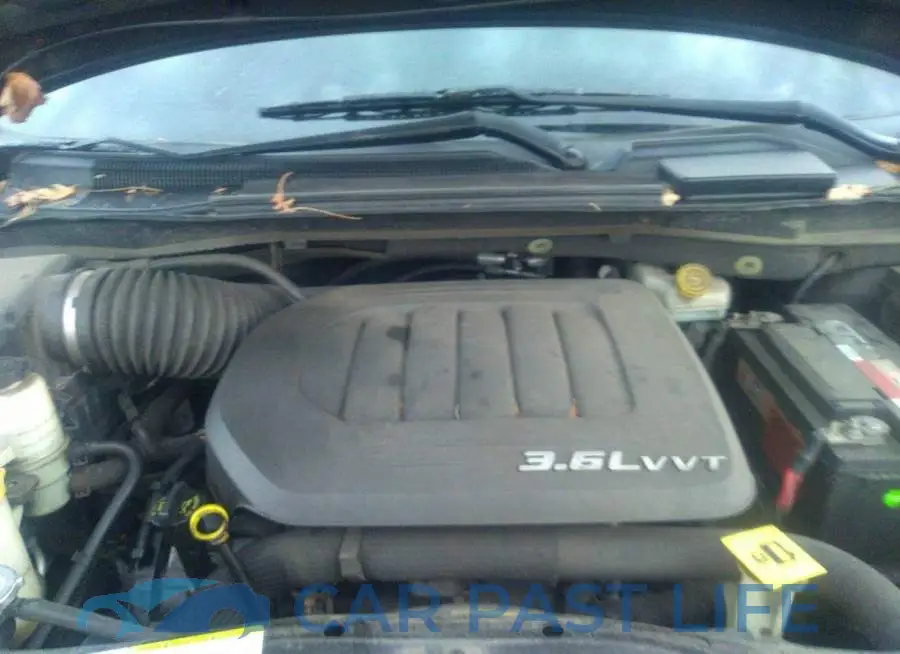 2C4RVACG9CR294175# 10
