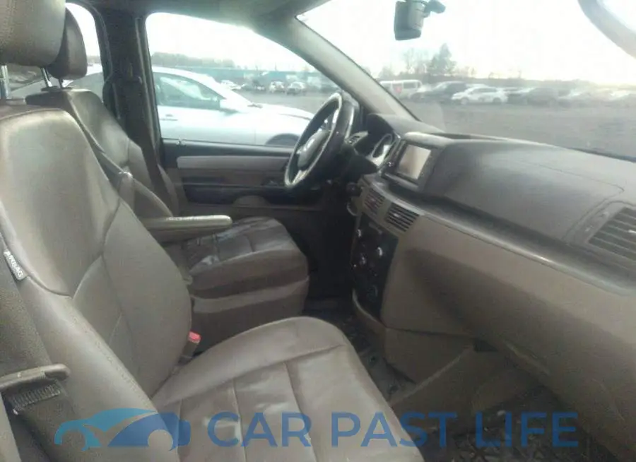 2C4RVACG9CR294175# 5