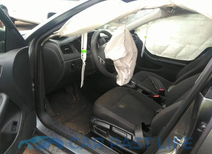 3VW2K7AJ7FM242662# 5