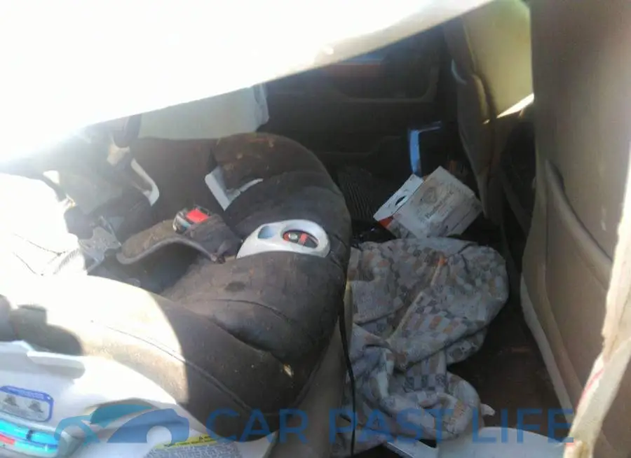 3GTP1VEC2EG528444# 8