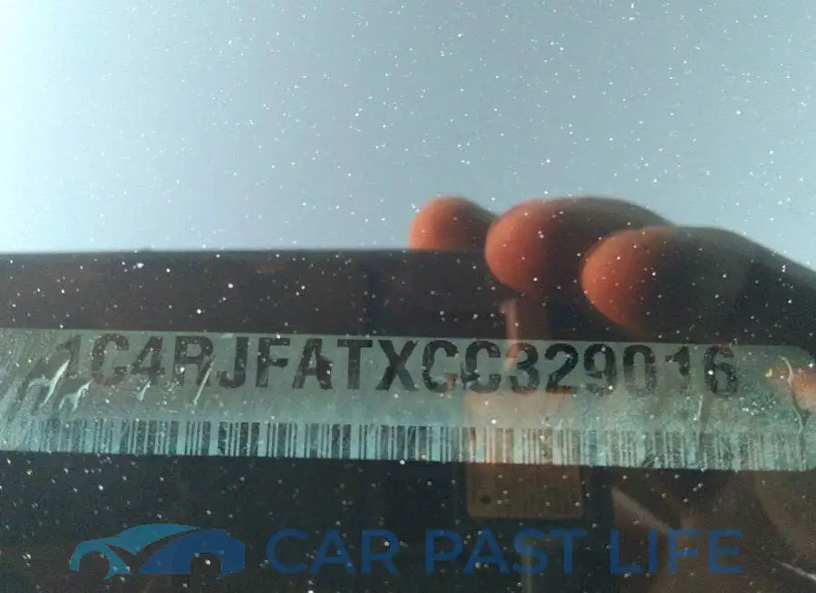 1C4RJFATXCC329016# 9