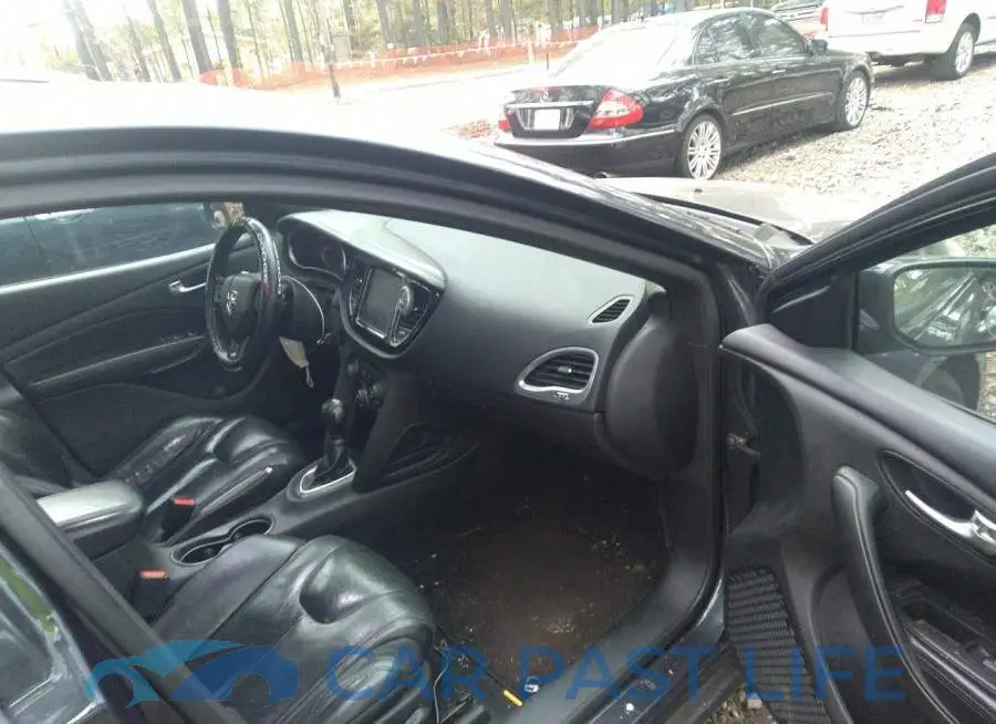 1C3CDFCH4DD257915# 5