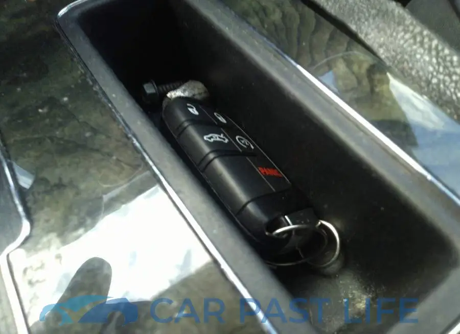 2C3CCAET9EH380721# 11
