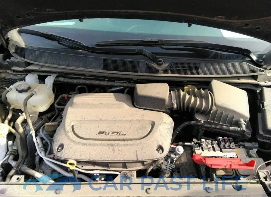 2C4RC1BG2MR552612# 10