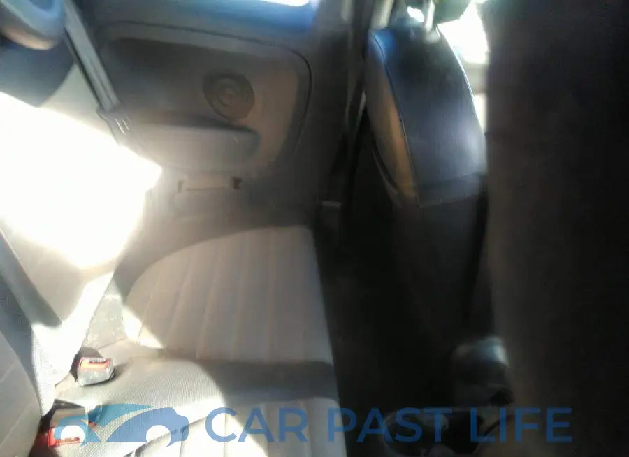 3C3CFFHH6DT607199# 8