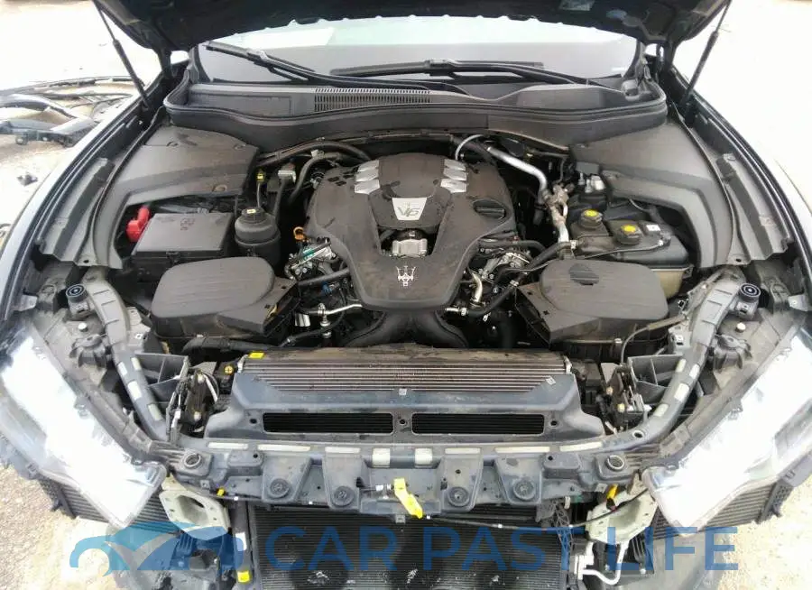 ZN661XUAXHX245196# 10