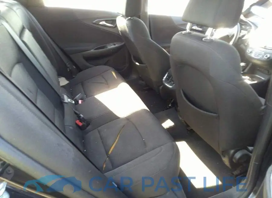 1G1ZD5ST7KF142466# 8