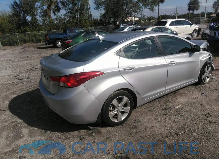 5NPDH4AE8DH274888# 4