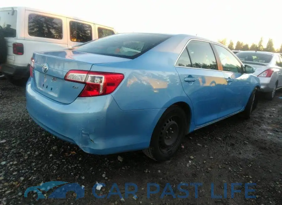 4T4BF1FK5CR158922# 4