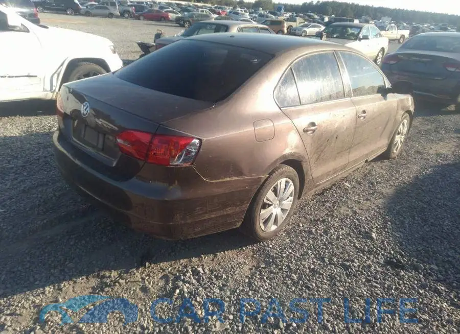 3VW1K7AJ9CM333391# 4