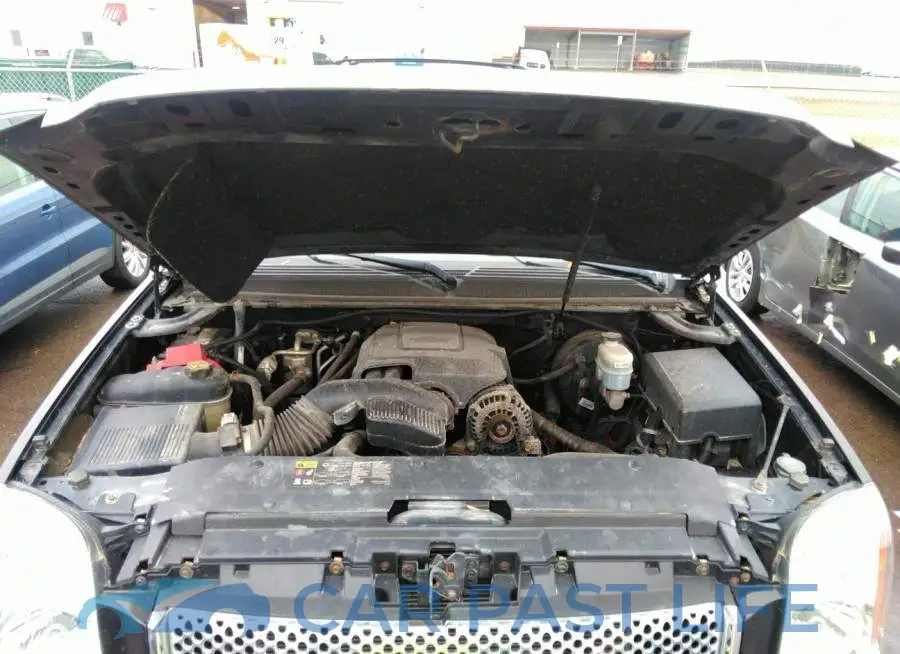 1GKS2LE70CR299682# 10
