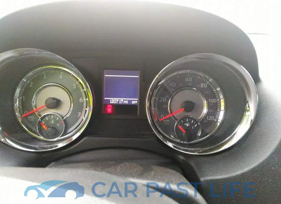 2C4RC1CG7CR150680# 7