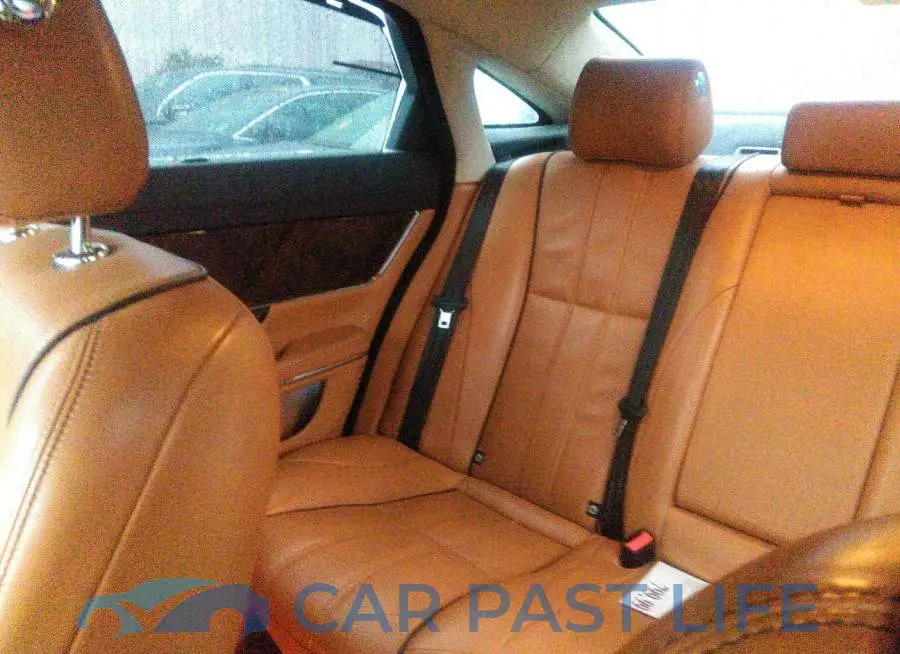 SAJWA2GB3CLV24435# 8