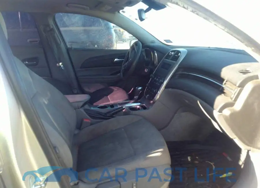 1G11A5SLXFF325842# 5