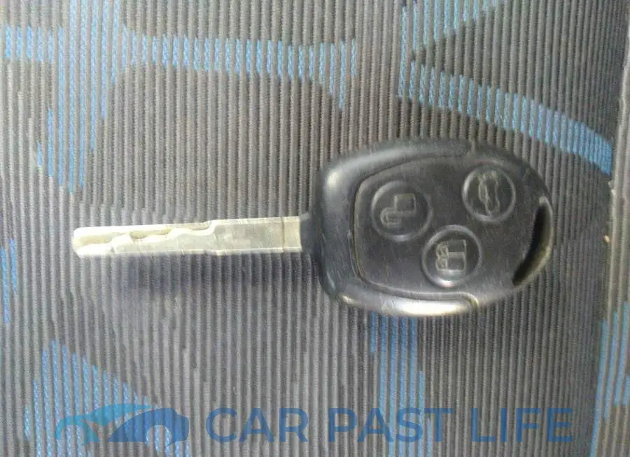3FADP4BJ4CM173263# 11