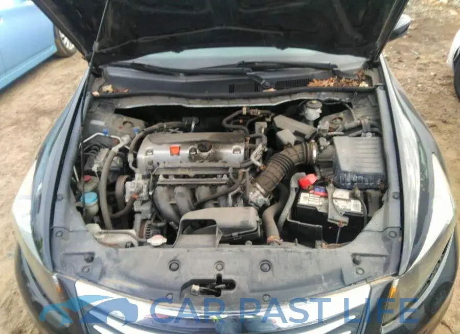 1HGCP2F69CA190347# 10