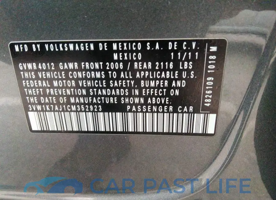 3VW1K7AJ1CM352923# 9