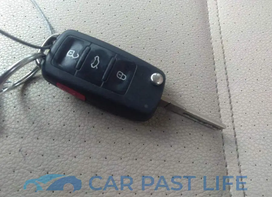3VWLL7AJ4CM013062# 11
