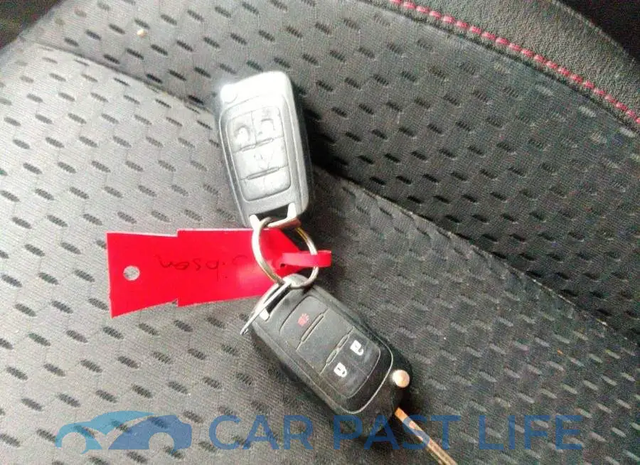 2GNALBEK4C1335165# 11