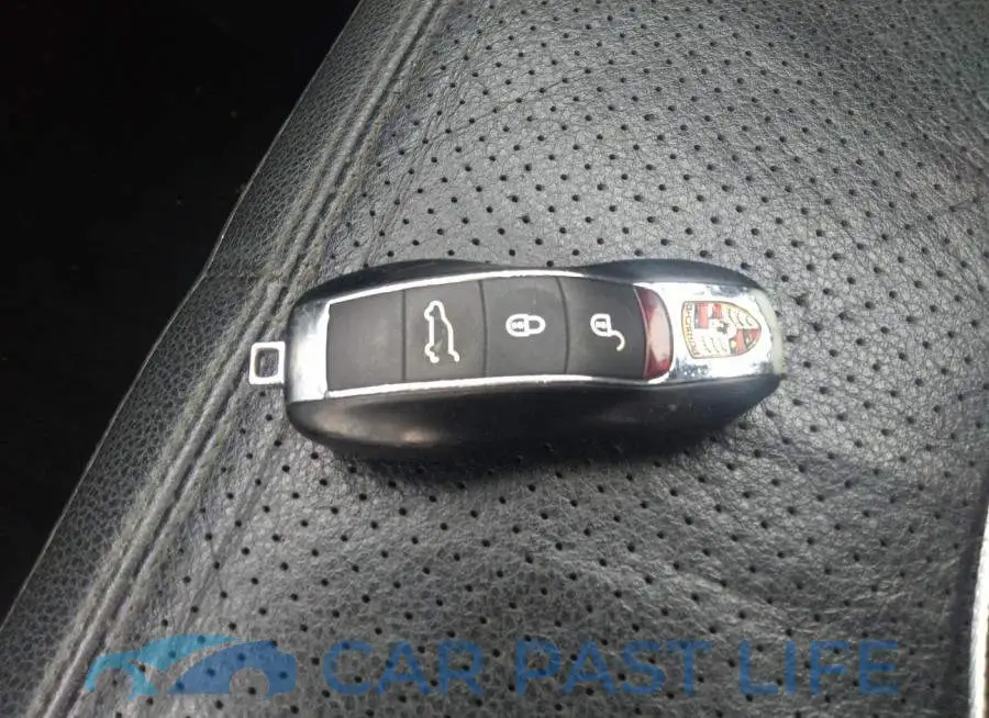 WP1AE2A24CLA90305# 11
