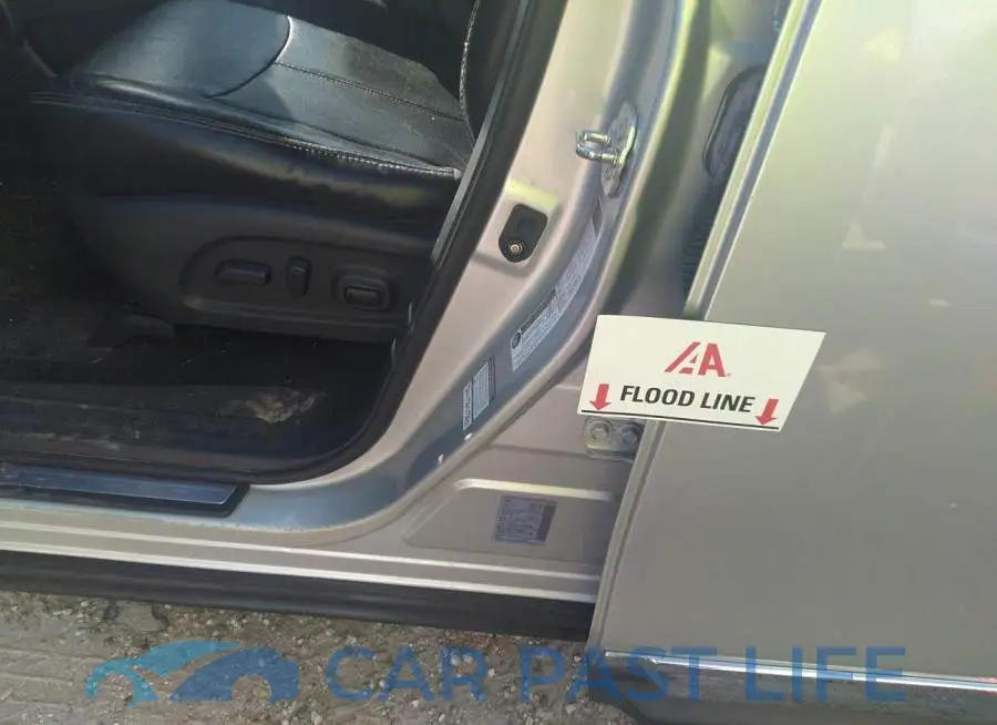 5N1AR2MN9DC676328# 6