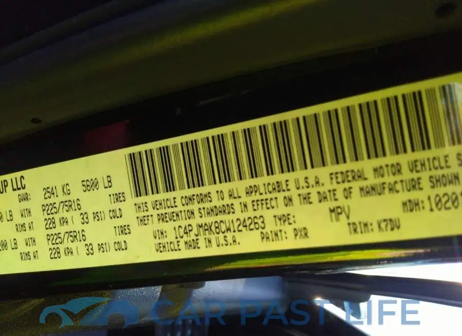 1C4PJMAK8CW124263# 9