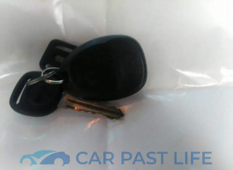 1GKS2CE02DR148251# 11