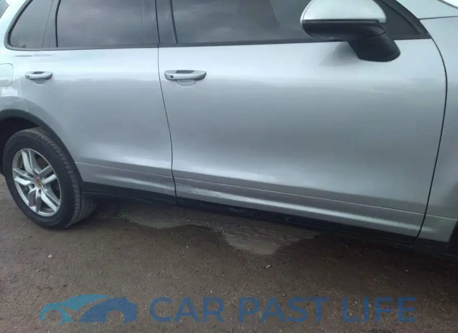 WP1AA2A29GLA10689# 6