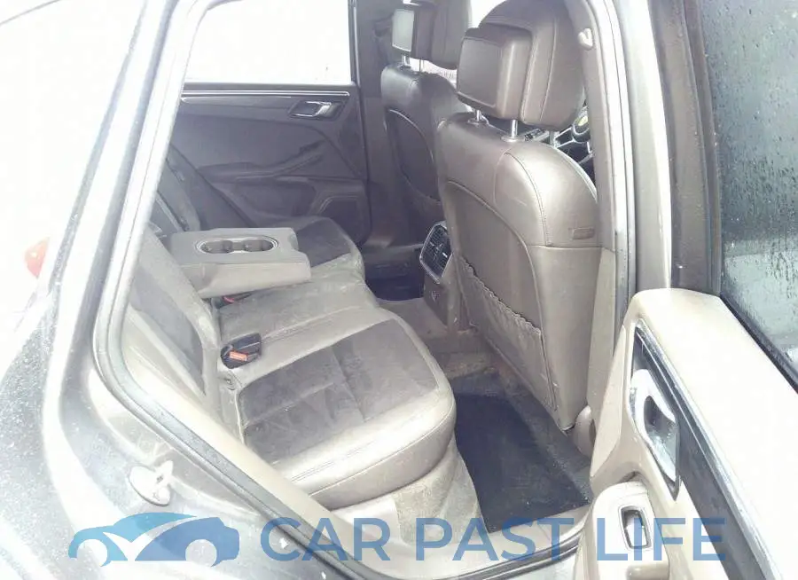 WP1AA2A59JLB10017# 8