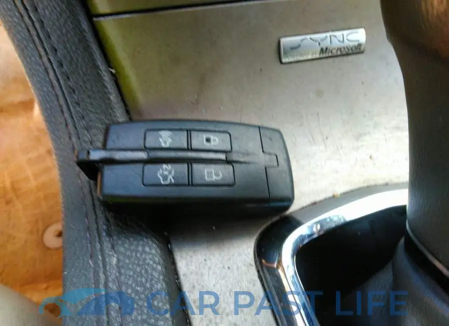 2LMHJ5AT0CBL50219# 11