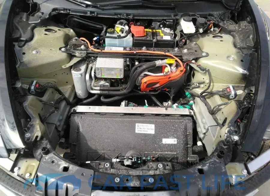 5YJ3E1EAXMF100720# 10