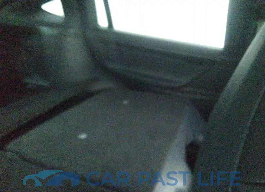 5YJXCDE27JF103992# 8