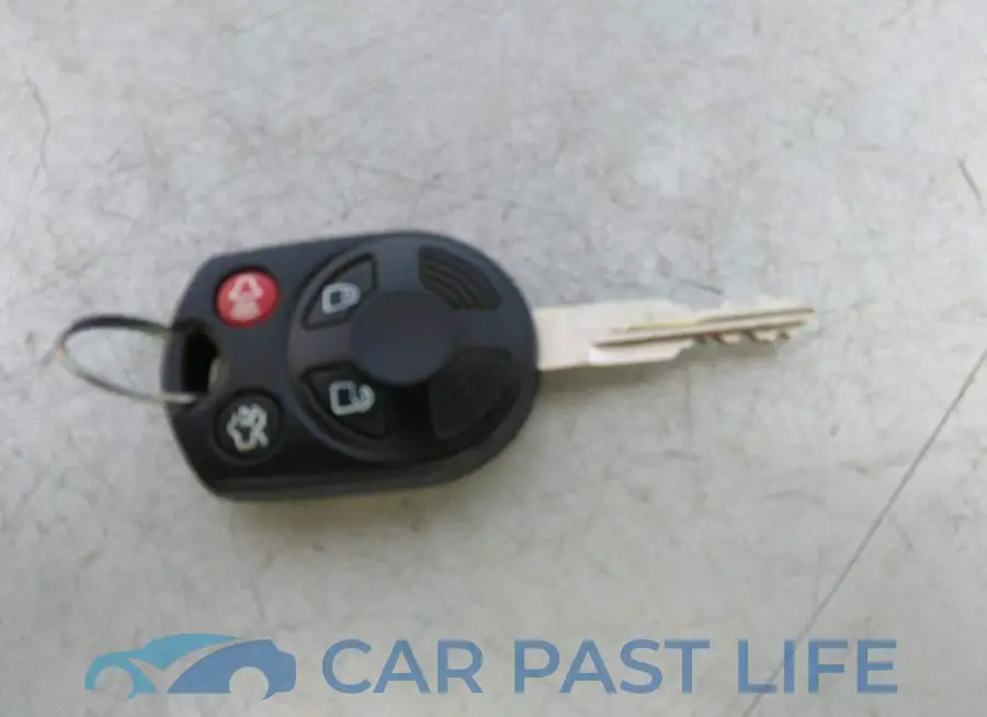 1FMCU9EG6CKA59280# 11