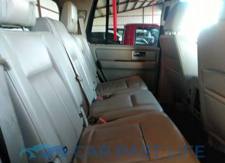 1FMJU2A54CEF44843# 8