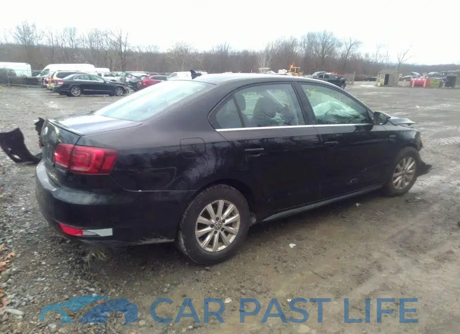 3VW637AJ9DM311105# 4