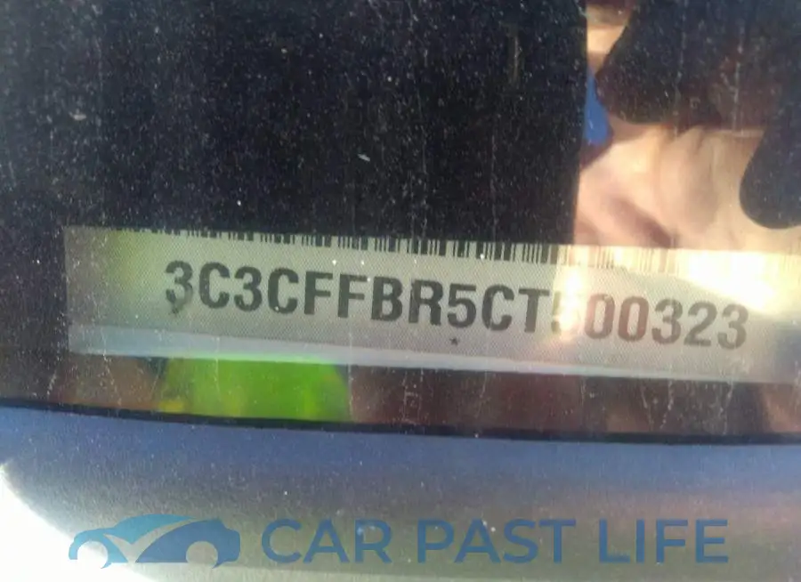 3C3CFFBR5CT500323# 9